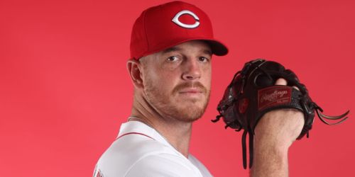 Reds' bullpen mix widens as Ferguson sidelined with oblique issue