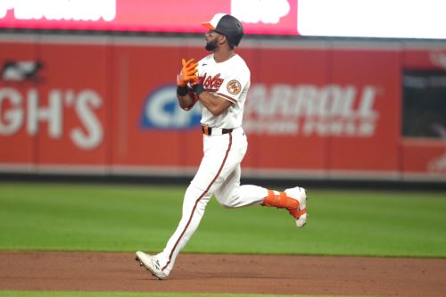 Orioles hit three home runs in 5-2 win over Angels