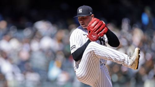 Yankees scratch Weathers (illness) from start