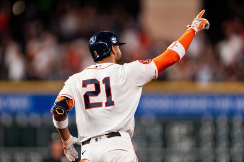 Pena, Yordan Power Astros Past Royals 4-2