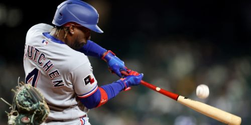 Braves pick up former MVP McCutchen on Minor League deal