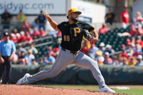 Pirates call up Antwone Kelly ahead of weekend series vs. Marlins
