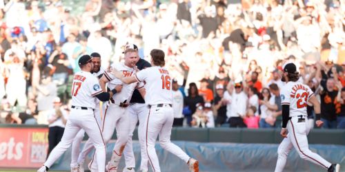 Polar Bear caps 5-run 9th-inning comeback with walk-off hit