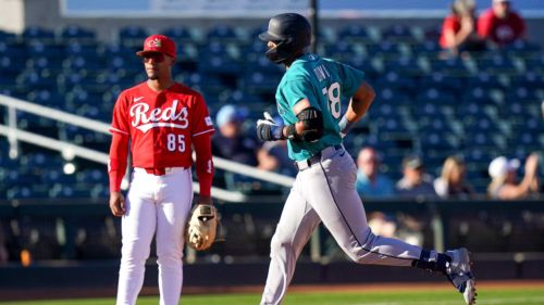 Suddenly hot Brennen Davis might be exactly the guy Mariners need after all