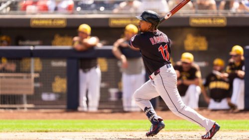 Guardians' Ramírez jams shoulder on slide, exits