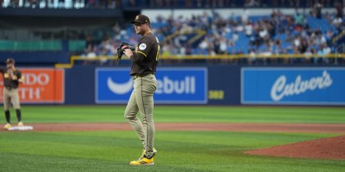 'Adversity is a good thing': Padres drop series finale in 11 innings after crazy play in 9th