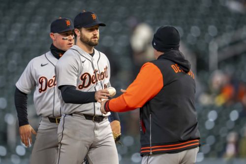 Twins 7, Tigers 3: Bad Mize and frigid bats