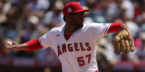Halos prospect Urena dazzles in 'emotional' 1st career start