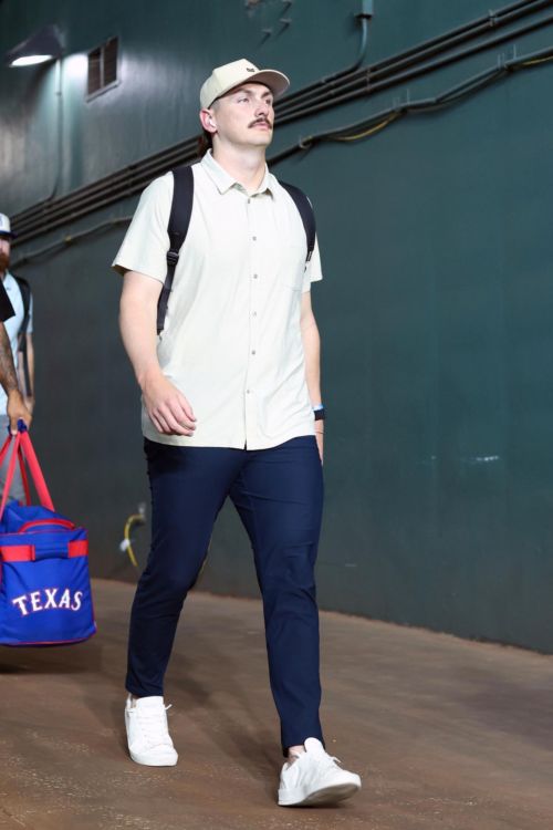55-55 – Rangers see Silver Boot slip off their foot with 11-2 loss to Astros