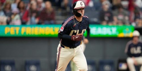 'Riding the wave': Ingle's parents watch as Top 100 prospect makes MLB debut
