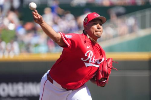 Reds Recall Jose Franco For MLB Debut