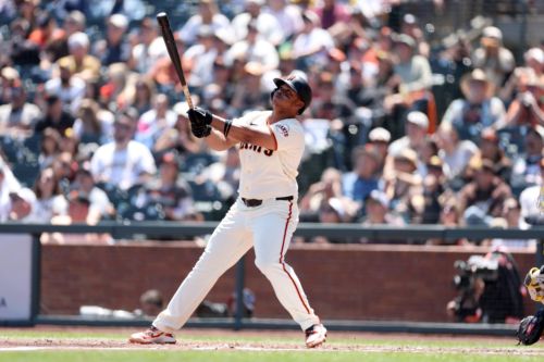 Padres silence Giants’ bats in 5-1 win