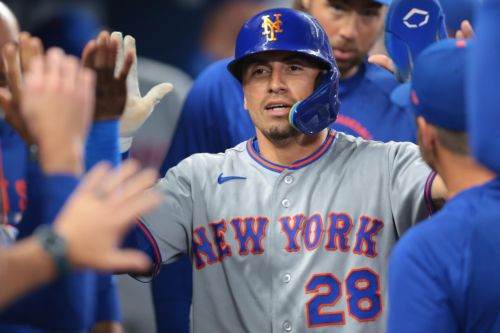 Tyrone Taylor leaves Mets’ game early with hip injury