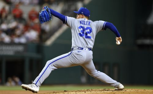 Royals lose third straight blowout, this time to Rangers, 9-1
