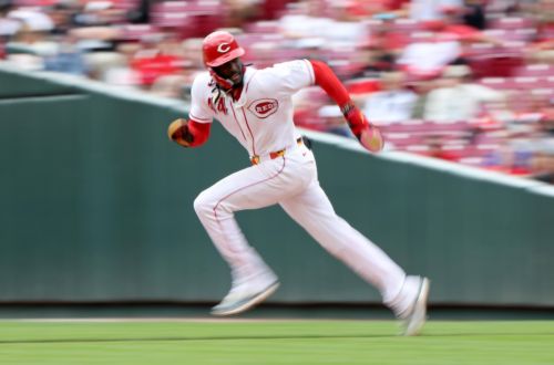Reds star Elly De La Cruz has slowed down