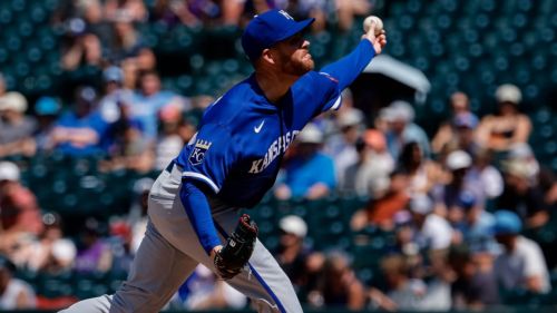 Royals put an end to veteran left-handed relief experiment before it even really began