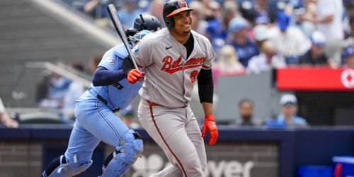 Rutschman's absence felt in O's loss as Basallo manages bony growth in wrist