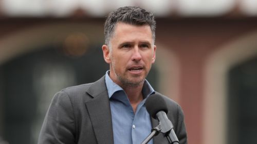 Dodgers fans see all that is wrong with MLB in pathetic Buster Posey 'press conference'