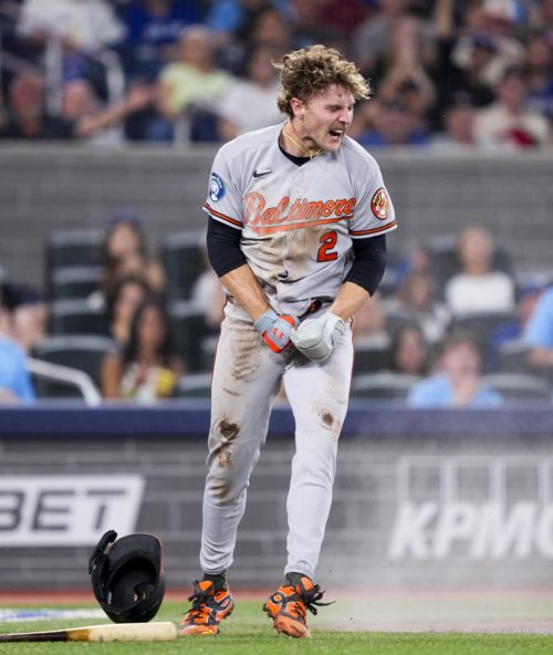 Orioles demolish Blue Jays to open series