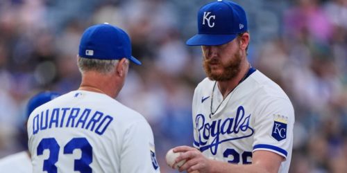 Minutes in, overturned call helps seal Royals' fate as slide continues