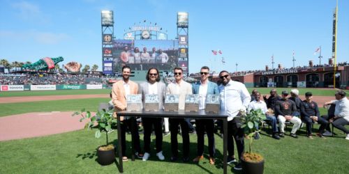 Giants' World Series-winning infield reunites for Wall of Fame enshrinement