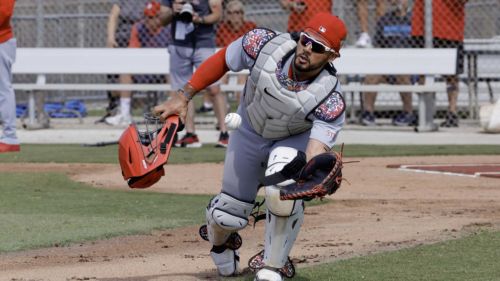 Spring injury could hasten Cardinals catcher's departure from behind the plate