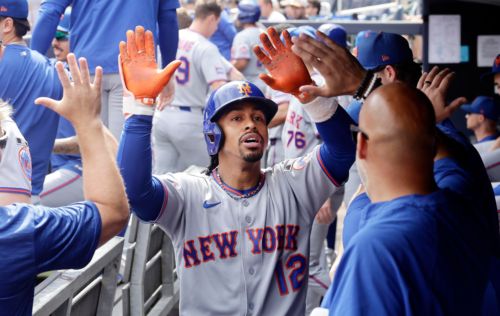 Mets blast six bombs against Bronx Bombers to win 12-2