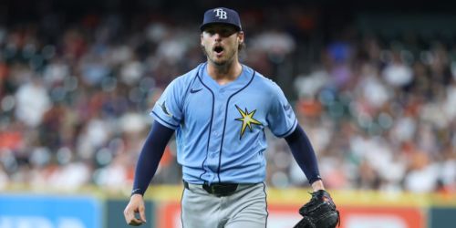 Englert embraces 'dirty' work for Rays in key 9-K outing