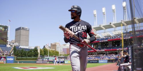 Buxton to undergo season-ending hip surgery next week
