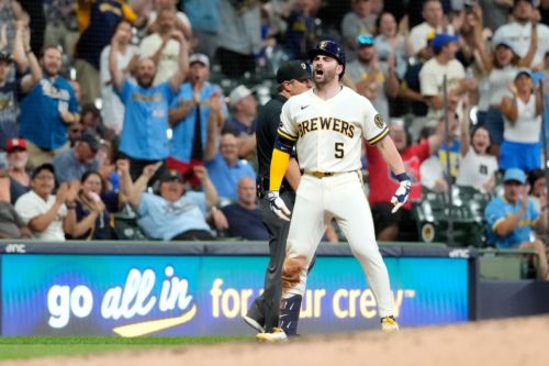 Game Discussion: Milwaukee Brewers (53-32) @ Arizona Diamondbacks (43-43)