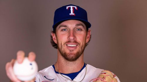 2 under-the-radar pitchers making a run for the Rangers' Opening Day roster