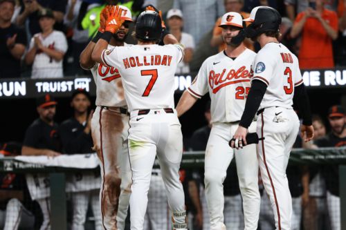 Mariners fail to launch as bats go cold in loss to Orioles