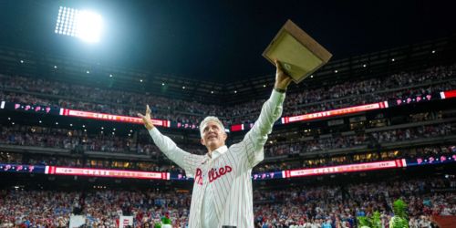'No one deserves it as much': Utley inducted into Phillies Wall of Fame