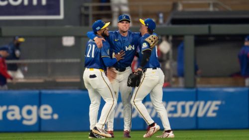 Twins may have saved Astros' season with dominant win over Rangers