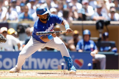 Braves Sign Chuckie Robinson To Minor League Deal