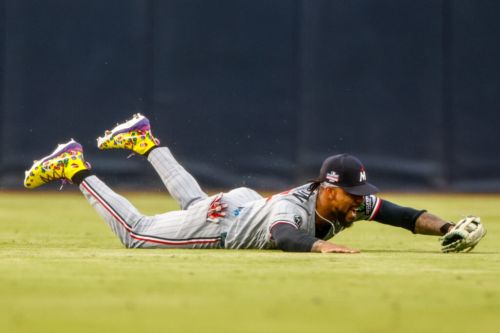 Twins Place Byron Buxton On 10-Day IL With Hip Impingement