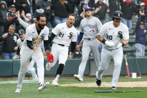 Another gutpunch extra innings loss for the Blue Jays
