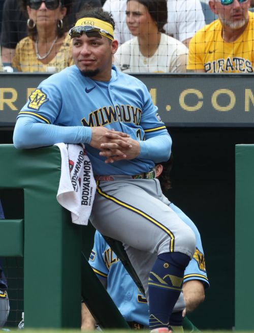 Pitching staff flops as Brewers lose series finale 14-5
