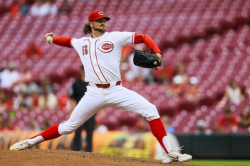 Chris Paddack Elects Free Agency