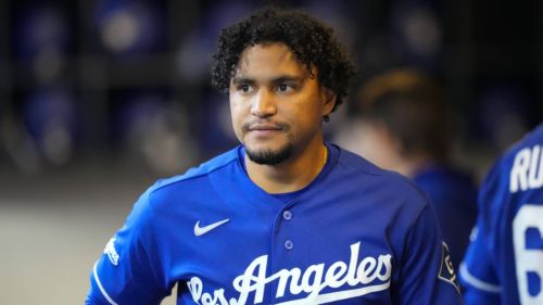 Dodgers somehow had their cake and ate it too with Santiago Espinal DFA
