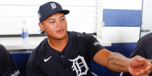 No. 6 prospect Lee all smiles at Tigers camp ... even after facing Skubal