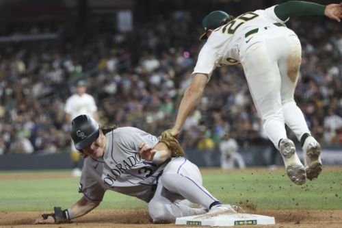 A’s Win Fourth Straight, Beat Rockies 7-5