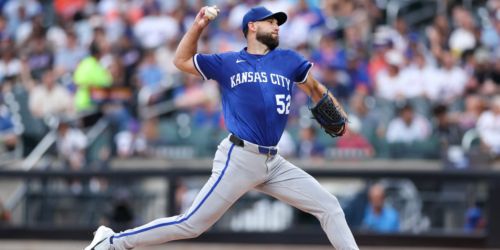 Wacha moves past 1st-half finale as he preps for 2nd All-Star Game