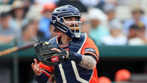 Former last resort Tigers catcher signs minor league deal with Red Sox