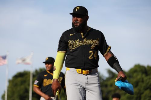 Pirates cut DH Marcell Ozuna