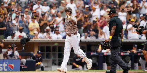 Padres hit back-to-back-to-back HRs to start game for 2nd time in franchise history