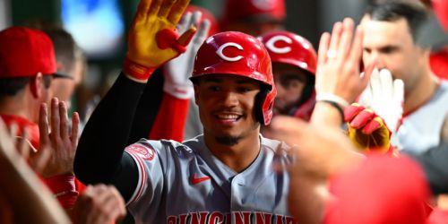Thanks to Marte's pinch-hit blast, Reds finally take down a Central foe