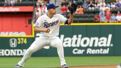 It took 2 weeks for thirsty Yankees fans to restart Corey Seager trade rumors