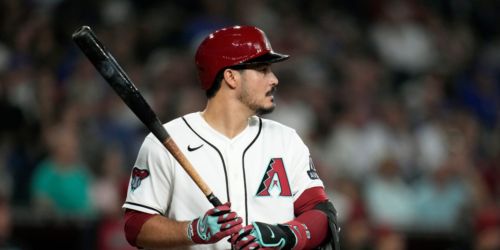 Arenado day to day after suffering thumb injury in BP
