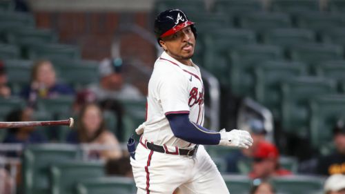 Braves' flurry of minor (and odd) roster moves has fans scratching their heads